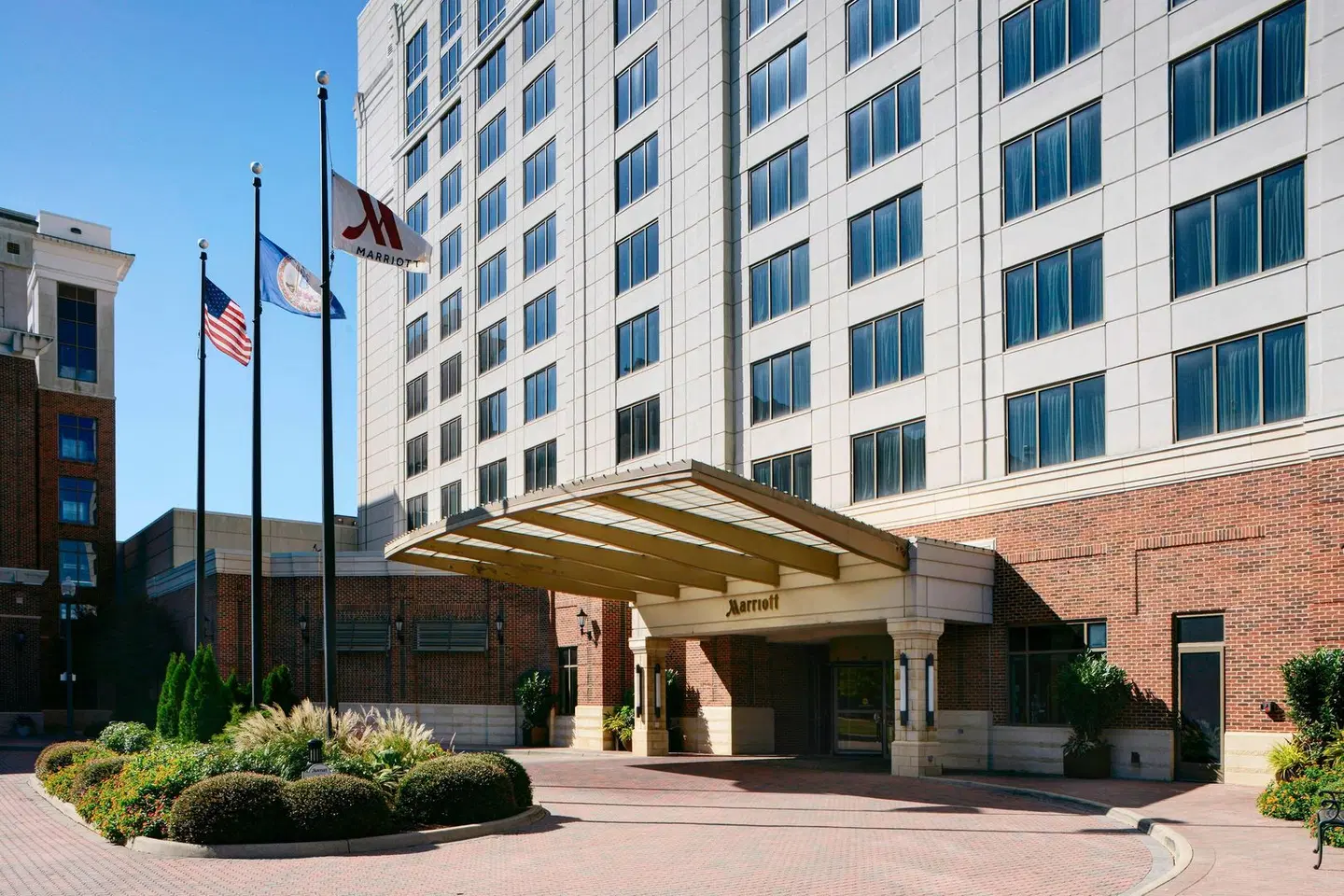 Newport News Marriott at City Center EXTERIOR