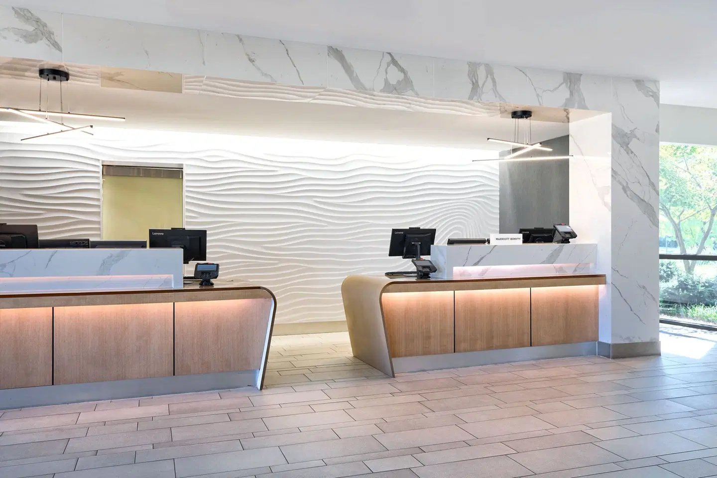 Washington Dulles Airport Marriott LOUNGE_LOBBY