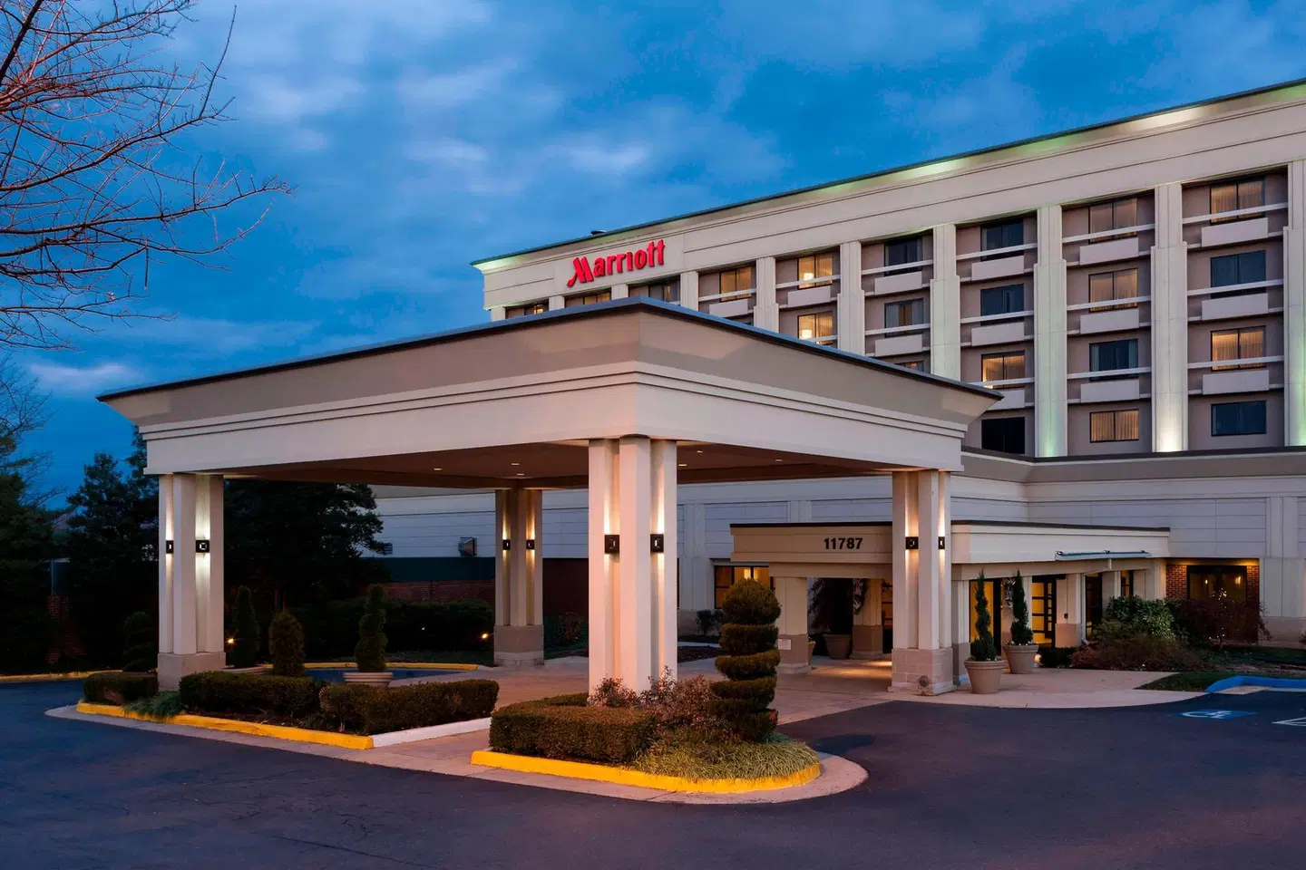 Fairfax Marriott at Fair Oaks EXTERIOR