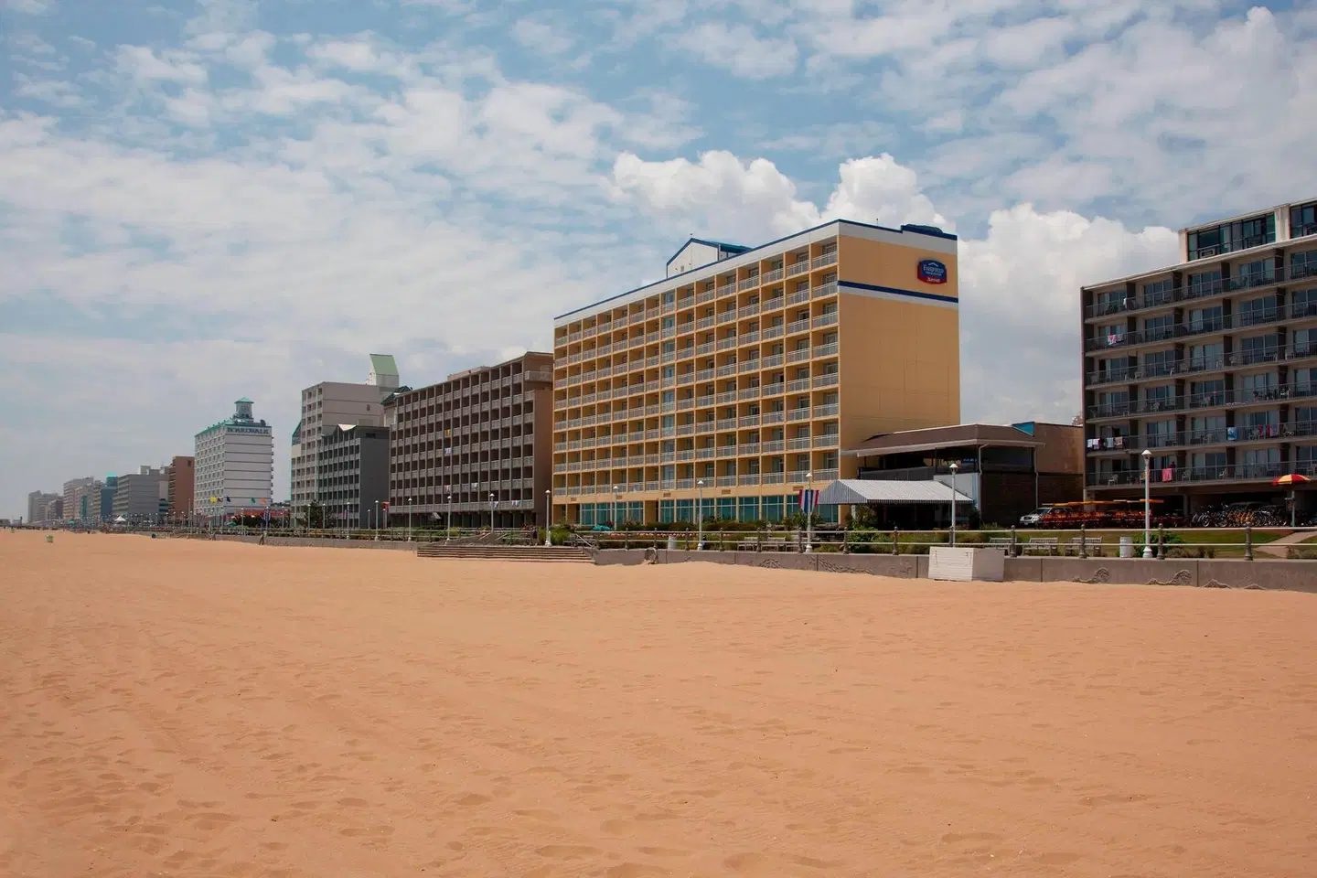Fairfield by Marriott Inn & Suites Virginia Beach Oceanfront EXTERIOR
