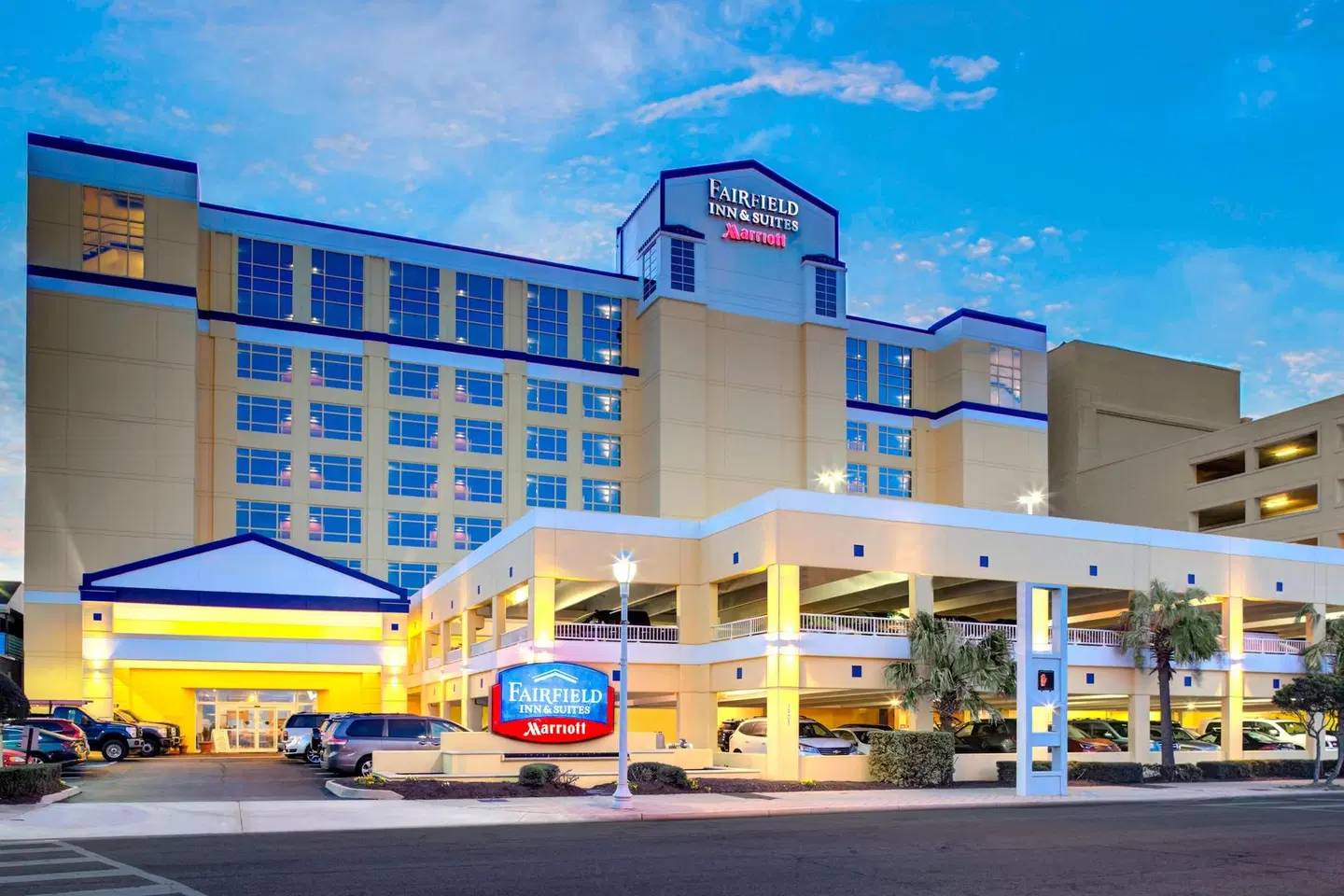 Fairfield by Marriott Inn & Suites Virginia Beach Oceanfront EXTERIOR