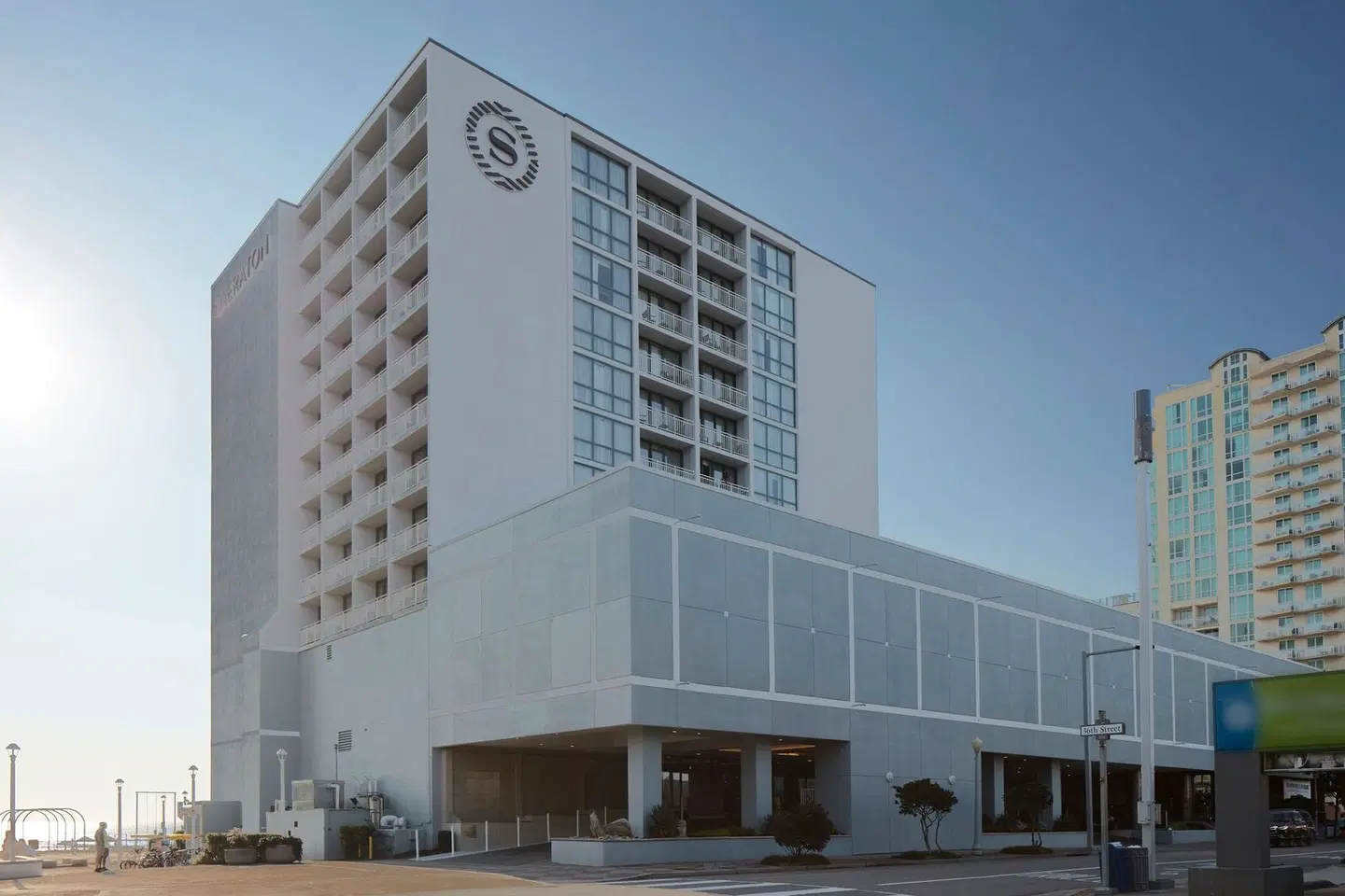 Sheraton Virginia Beach Oceanfront EXTERIOR