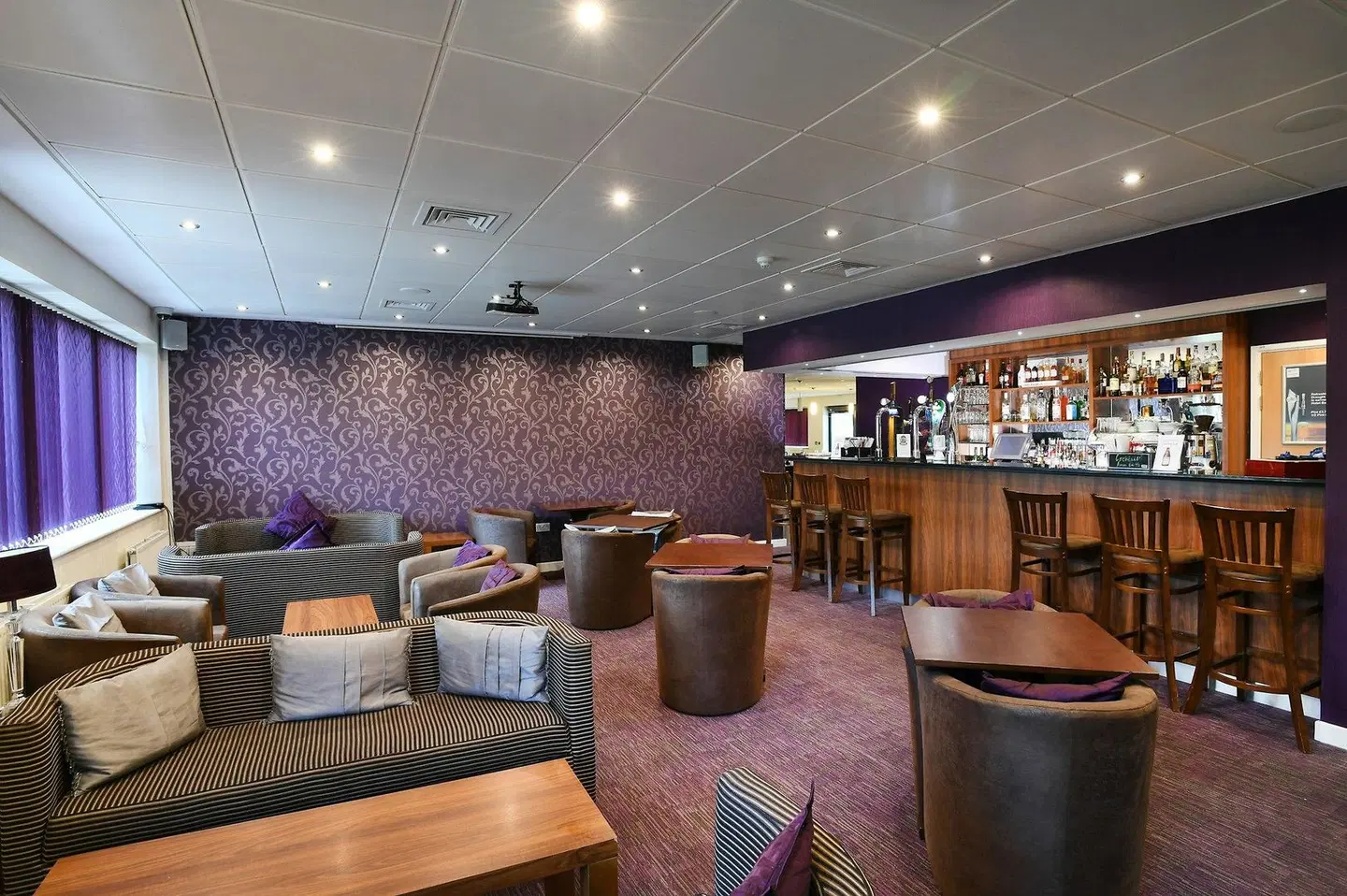 Lancaster Hotel & Spa Bar