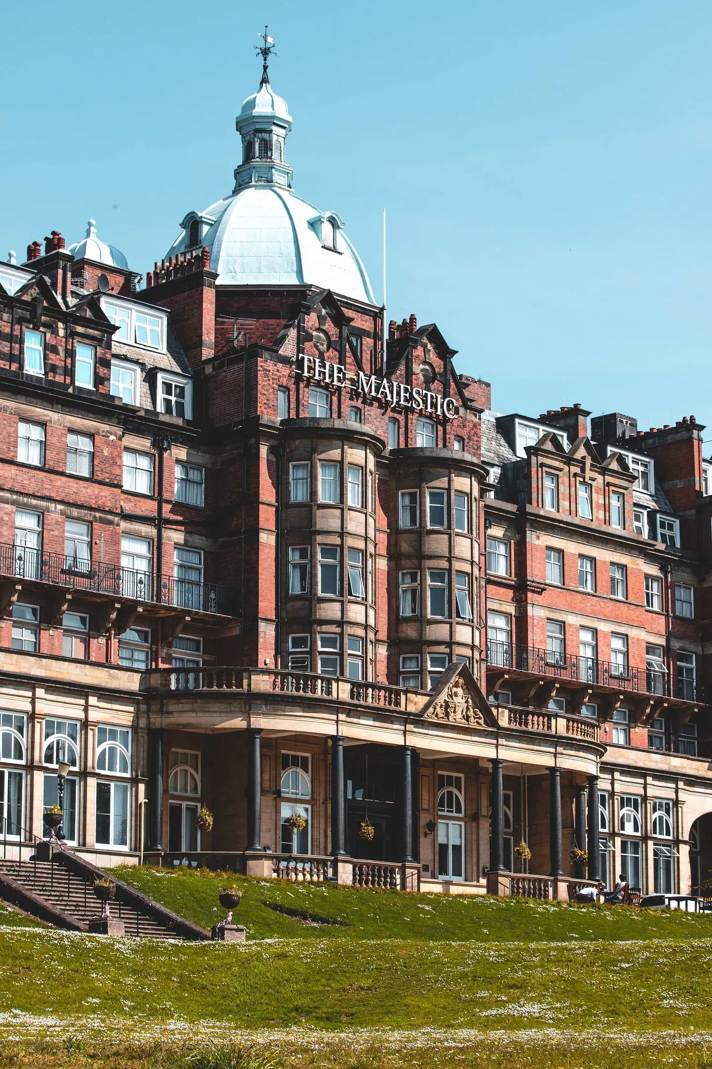 DoubleTree by Hilton Harrogate Majestic Hotel & Spa EXTERIOR