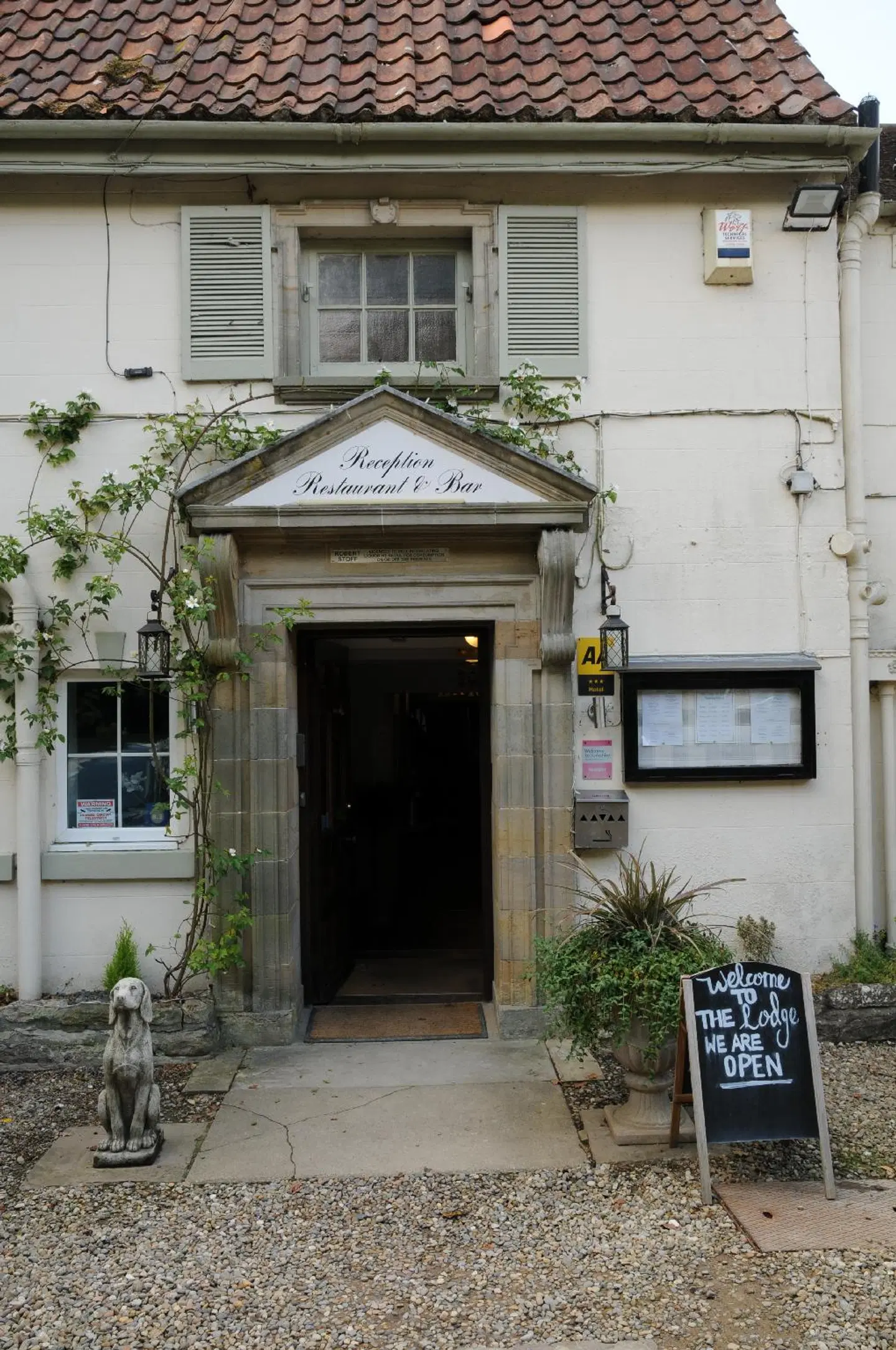 East Ayton Lodge Hotel EXTERIOR