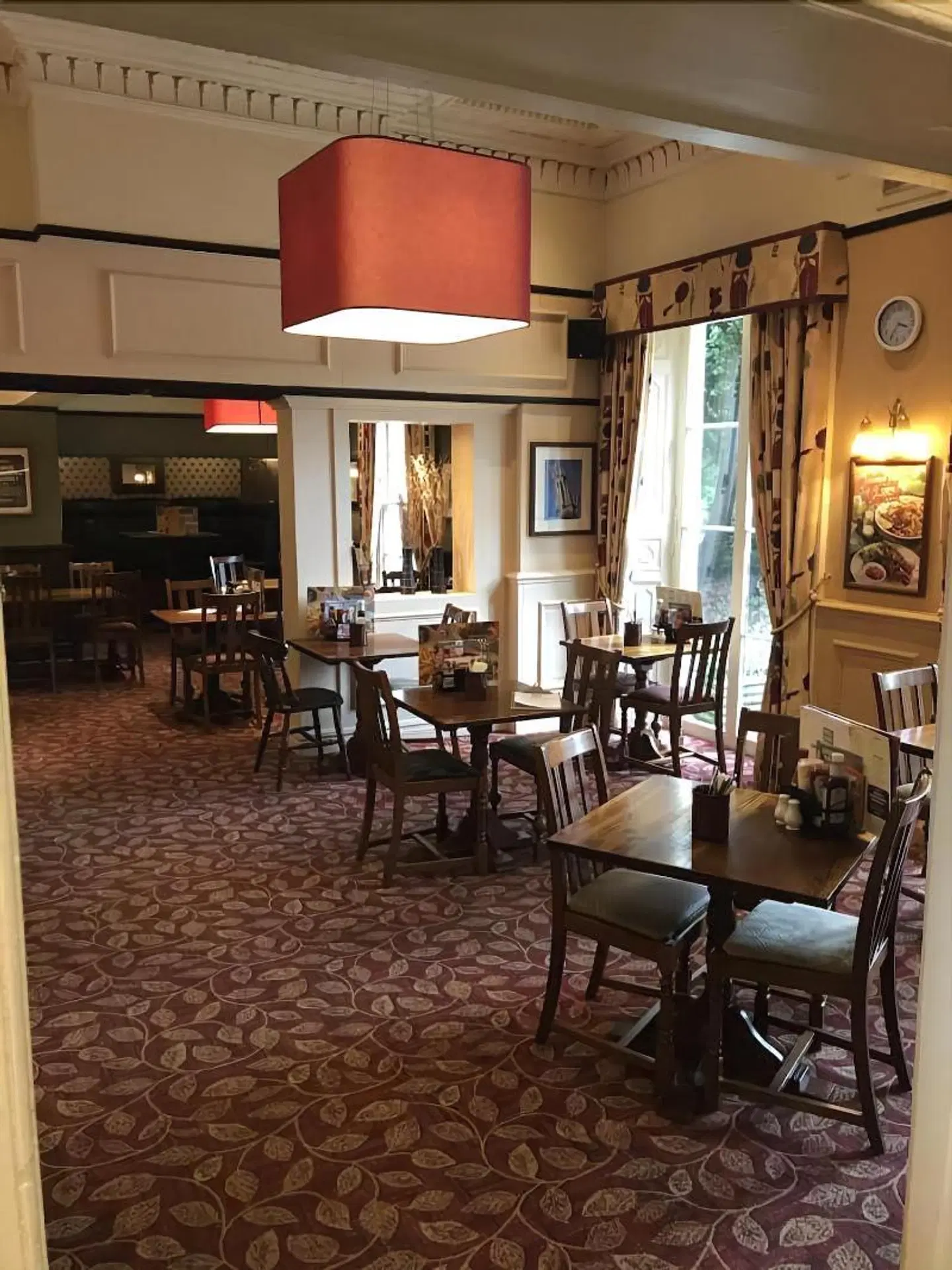 The Elms Hotel Restaurant