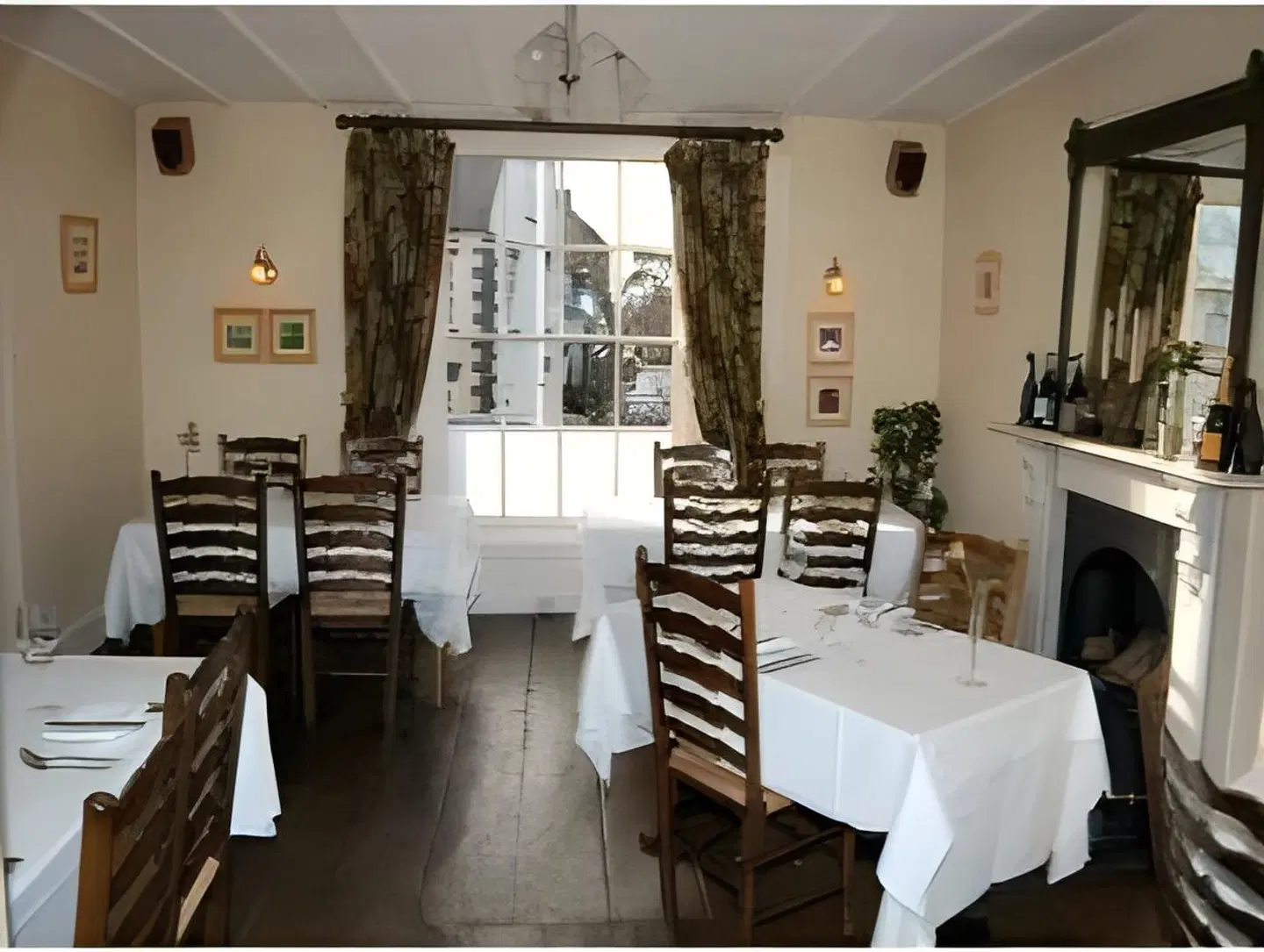 Bridge House ROOM_EXAMPLE