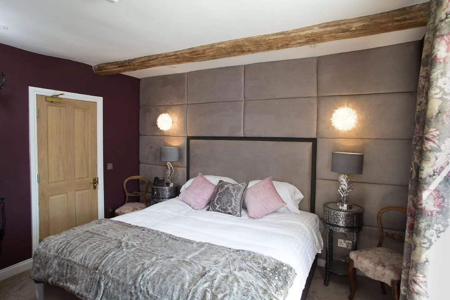 The White Hart Hotel ROOM_EXAMPLE