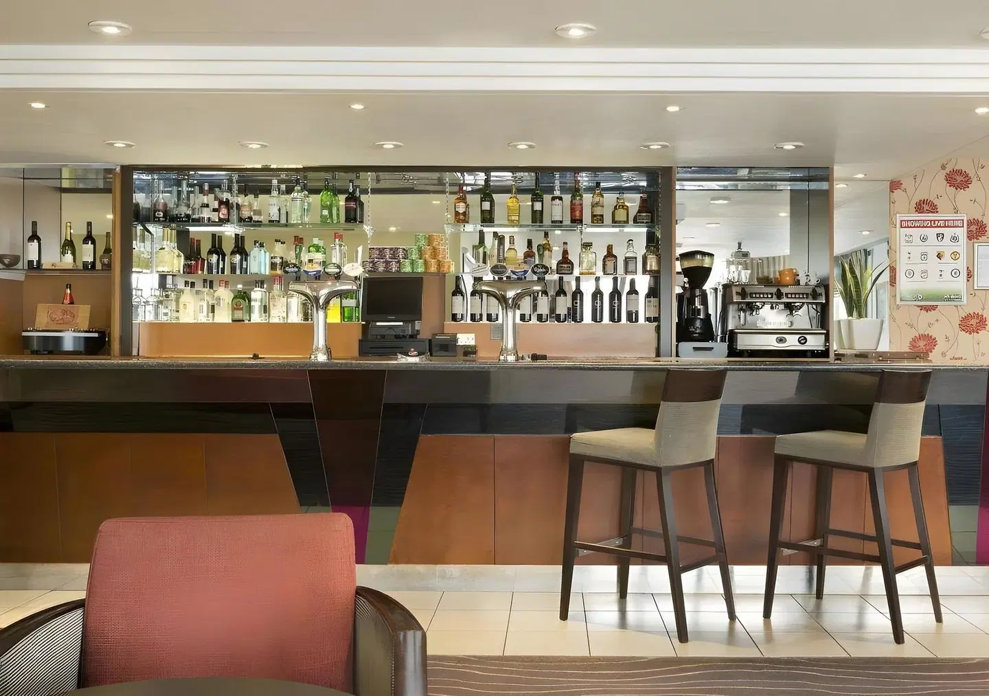 The Comet Hotel Bar