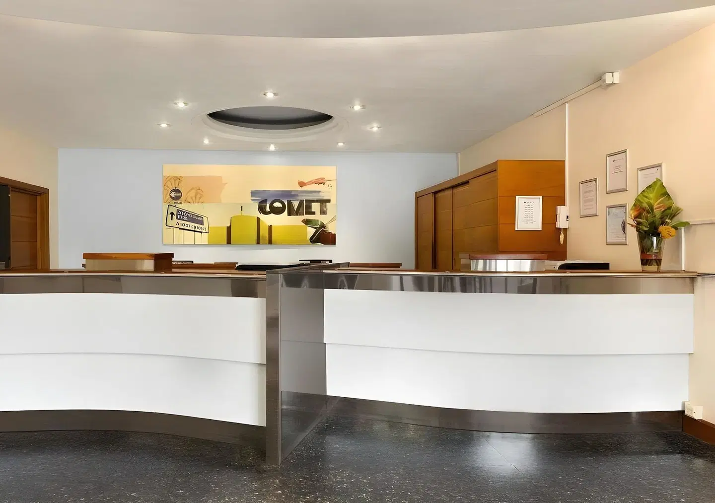 The Comet Hotel LOUNGE_LOBBY