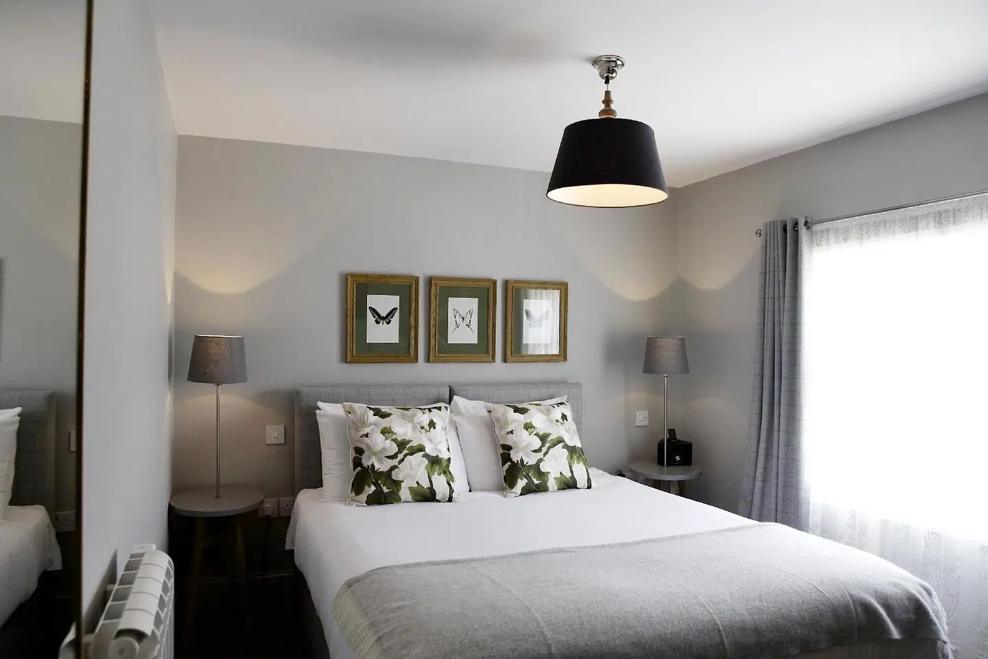 The Rose and Crown ROOM_EXAMPLE