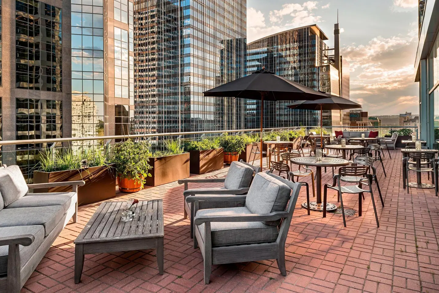 Sheraton Suites Calgary Eau Claire Terrasse