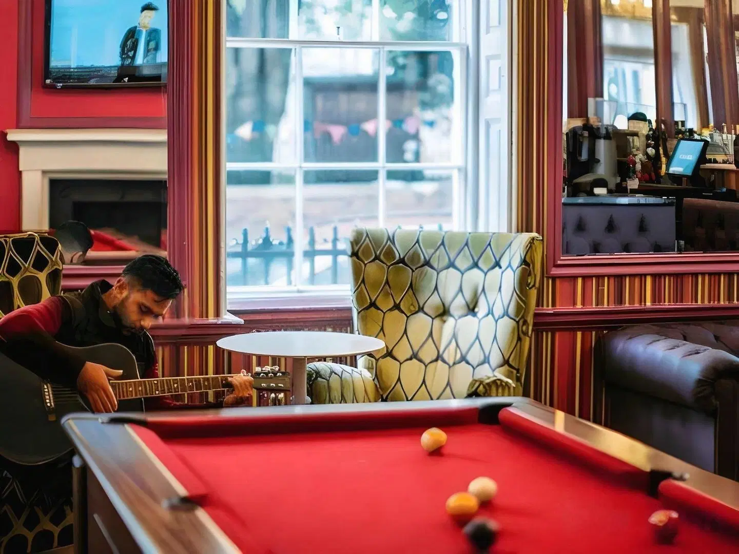 Safestay York Bar