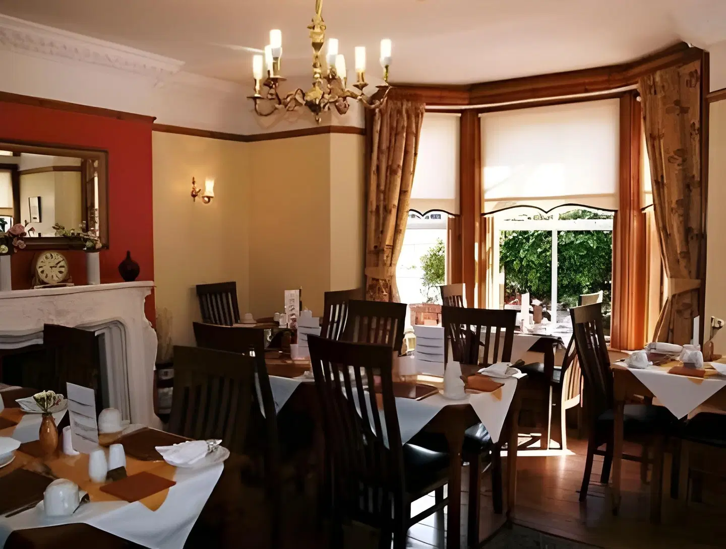 South Park Guest House Restaurant