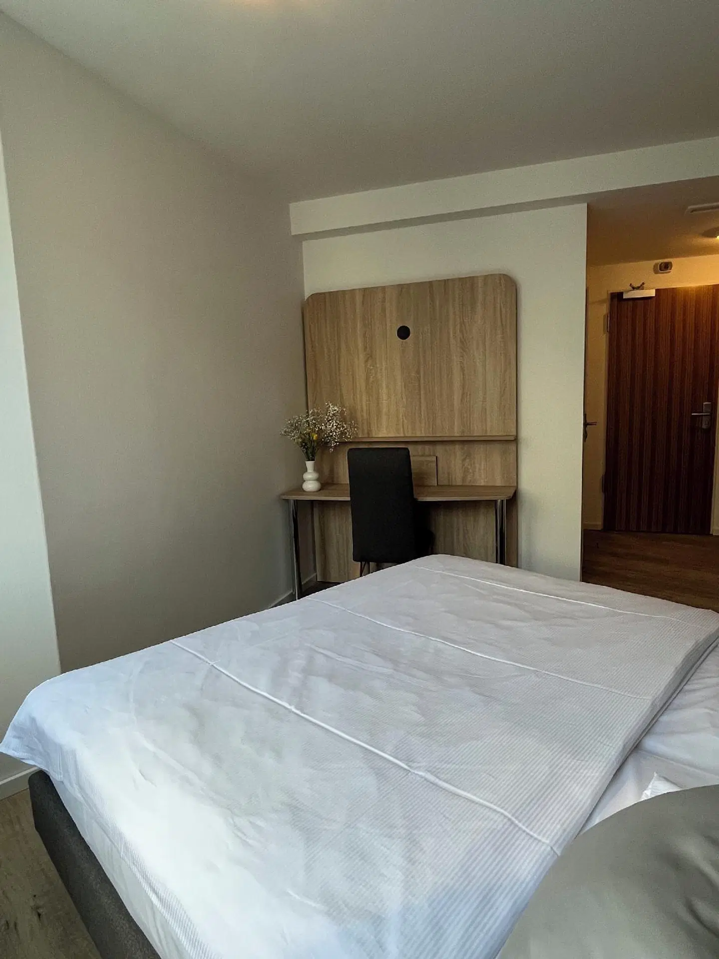 The Corner ROOM_EXAMPLE