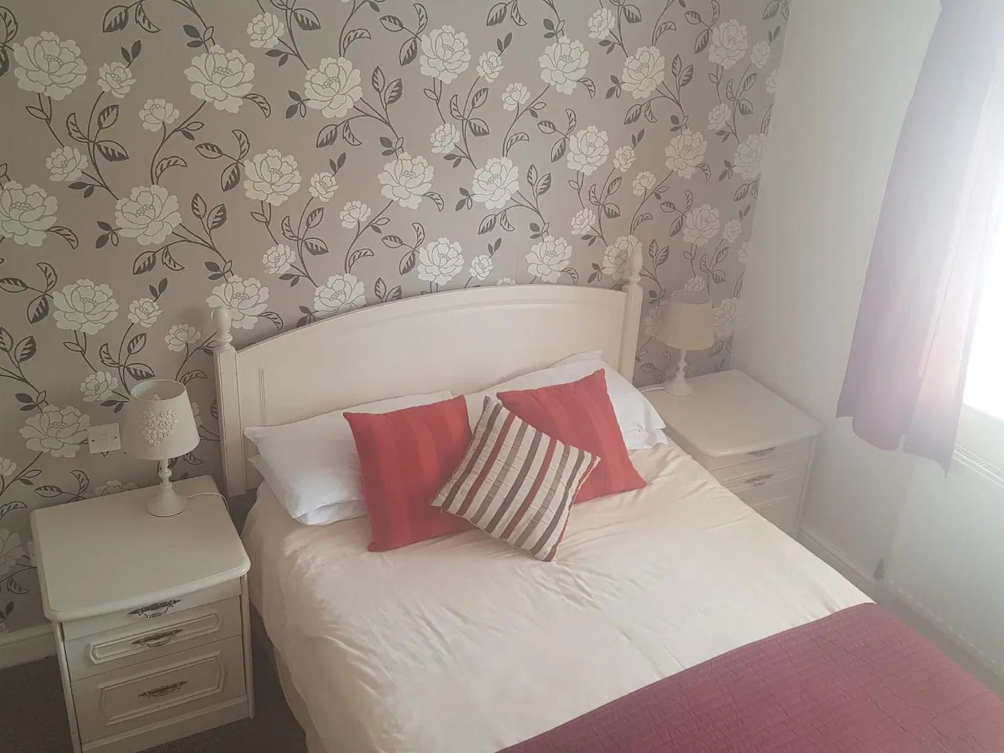 Haigs Hotel ROOM_EXAMPLE
