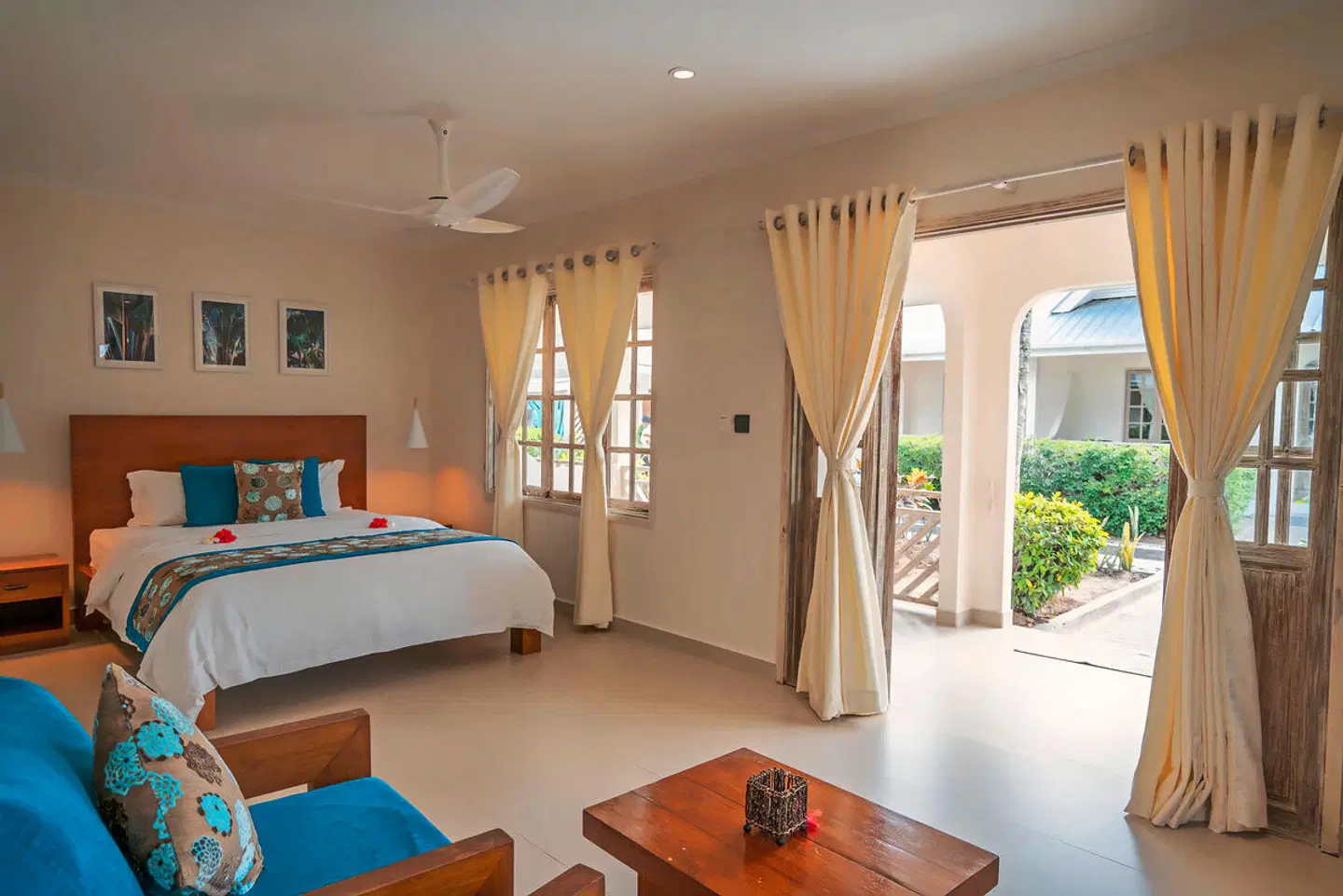 Villas de Mer Hotel ROOM_EXAMPLE