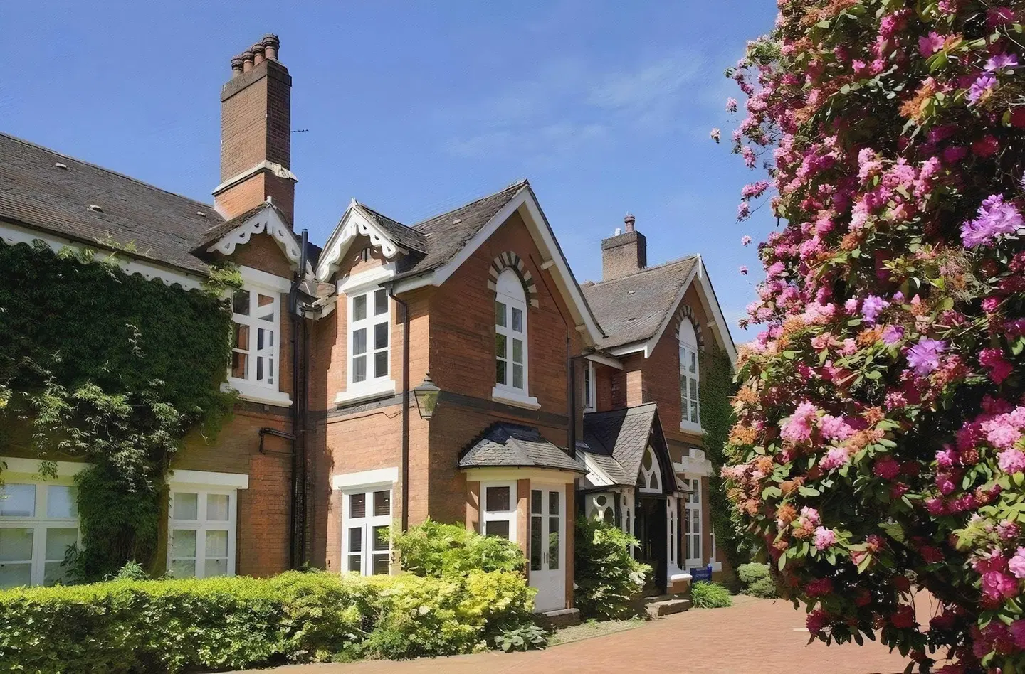 Hillscourt EXTERIOR