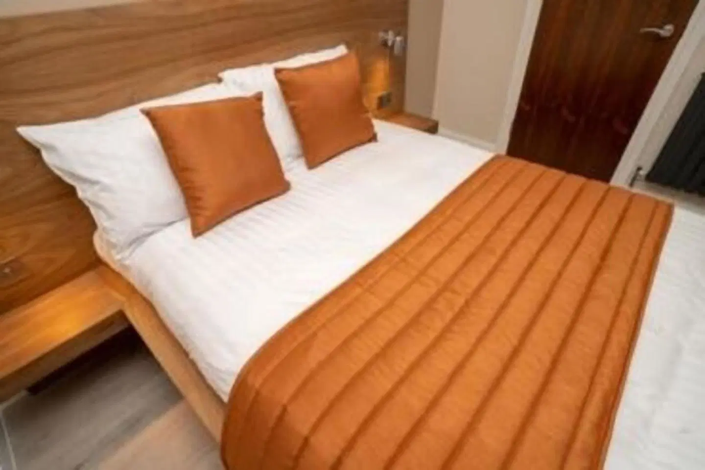 Eagle Hotel ROOM_EXAMPLE
