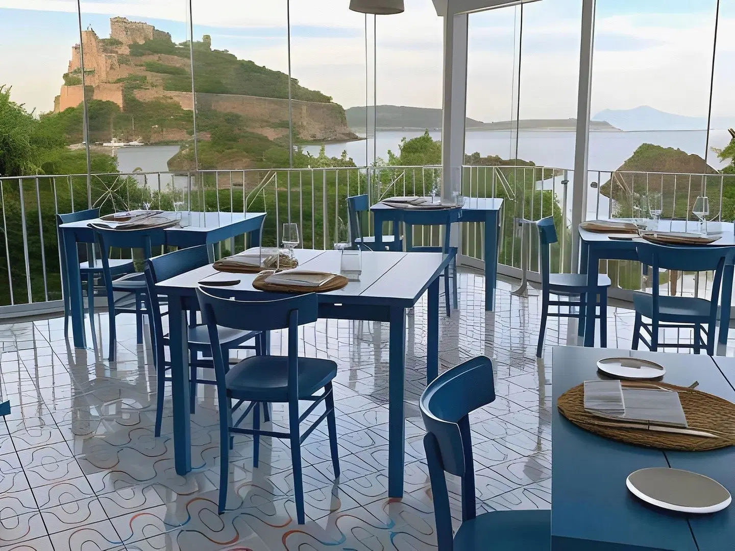 Strand Hotel Delfini Terrasse