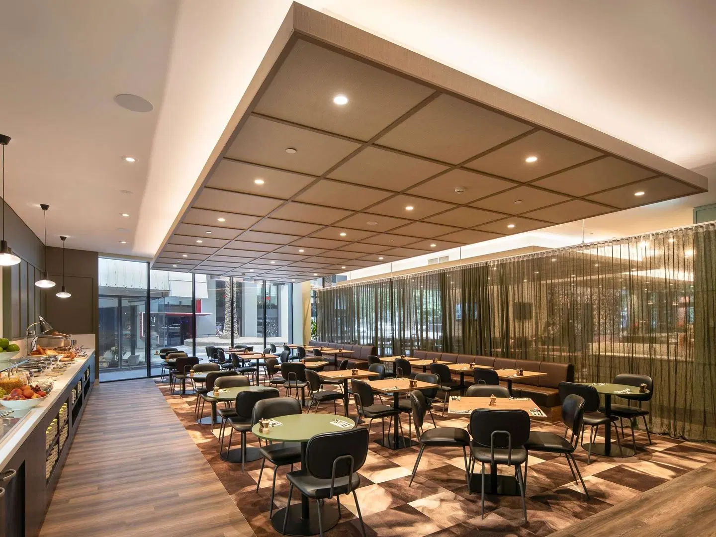 Mercure Melbourne Southbank Restaurant