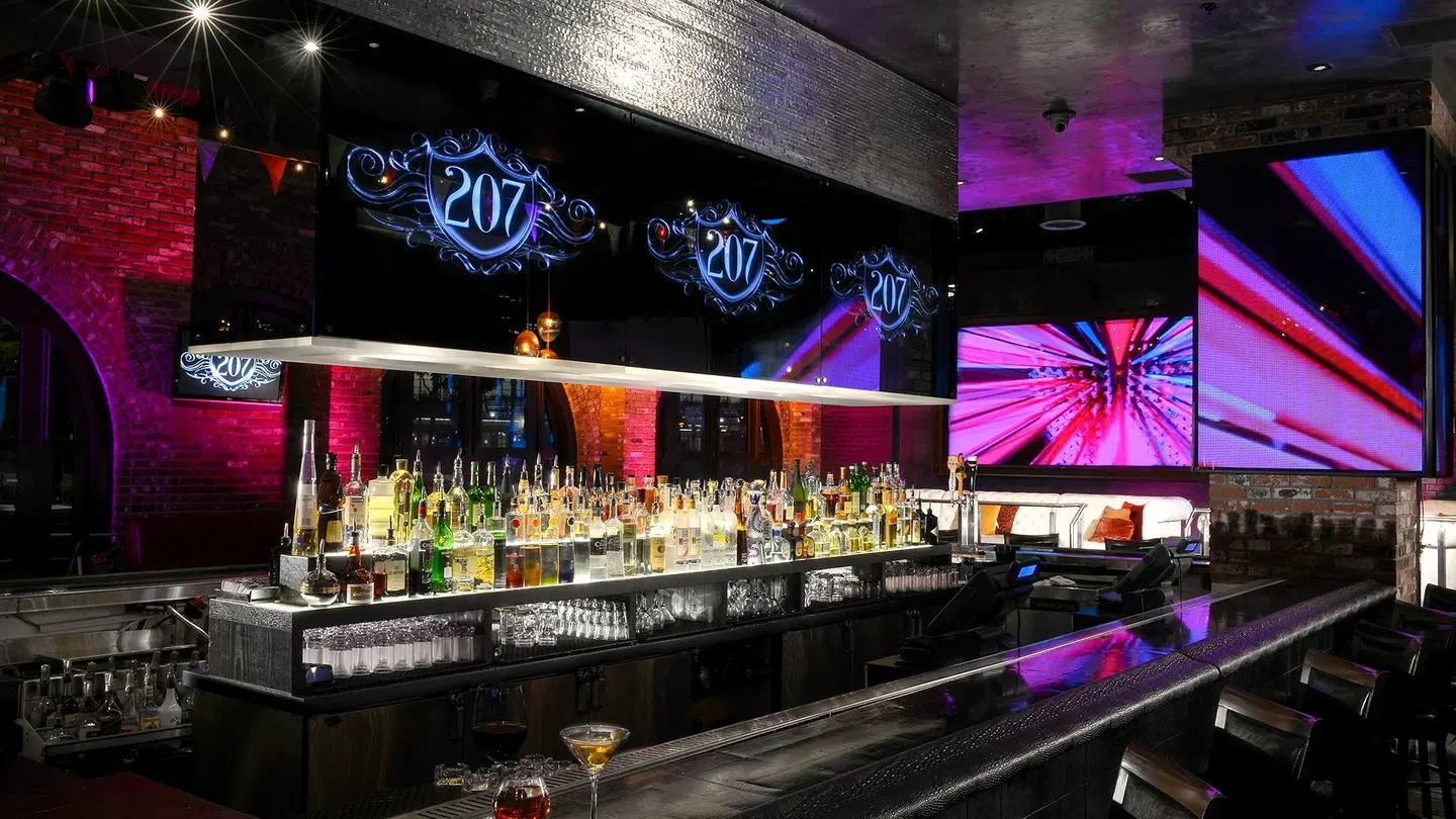 Hard Rock Hotel San Diego Bar