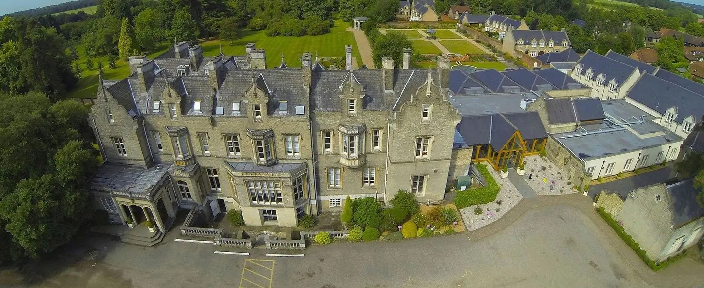 Shendish Manor & Golf Club EXTERIOR