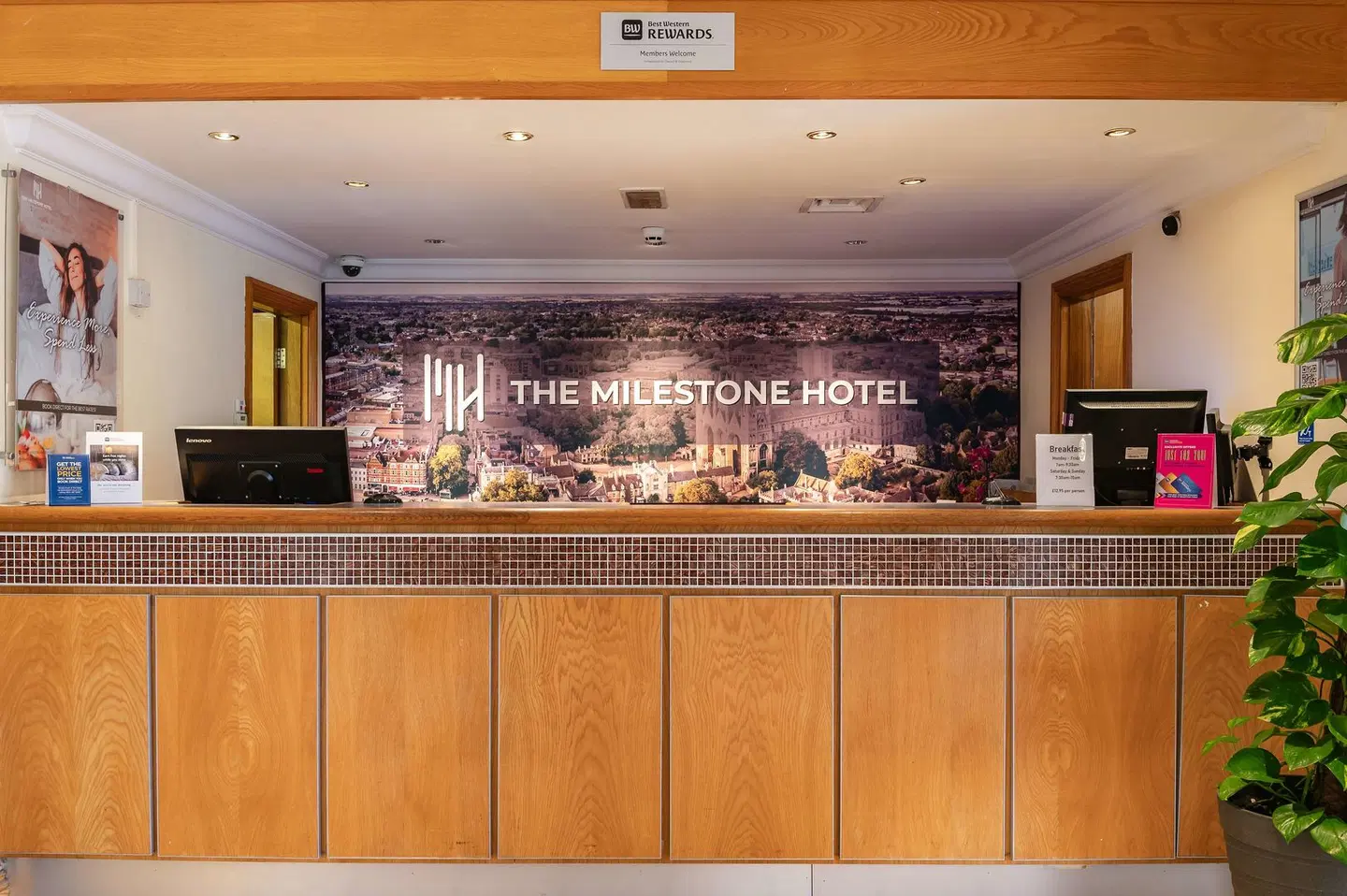 Milestone Peterborough Hotel A1M, Sure Hotel Collection Bar