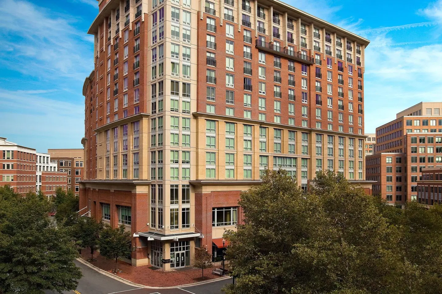 The Westin Alexandria Old Town EXTERIOR
