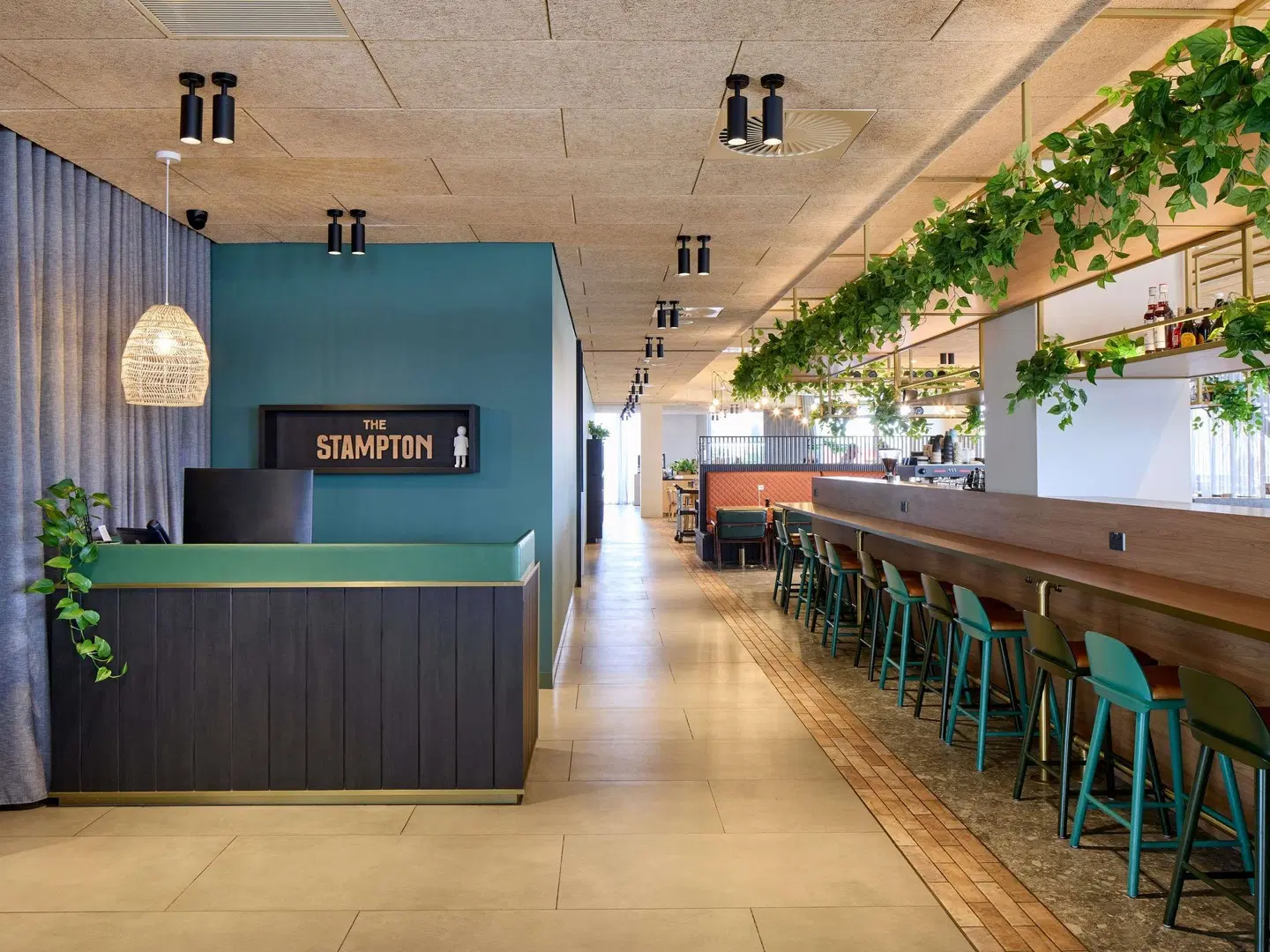 Novotel Melbourne Preston Bar