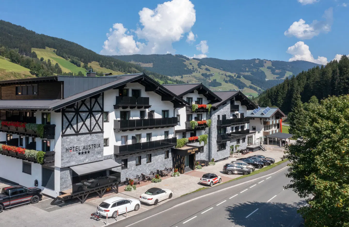 Hotel Austria EXTERIOR