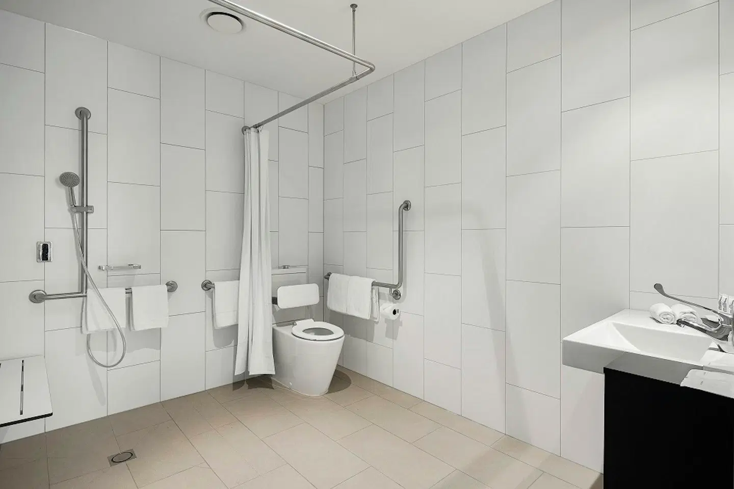 Quest Burwood East Badezimmer