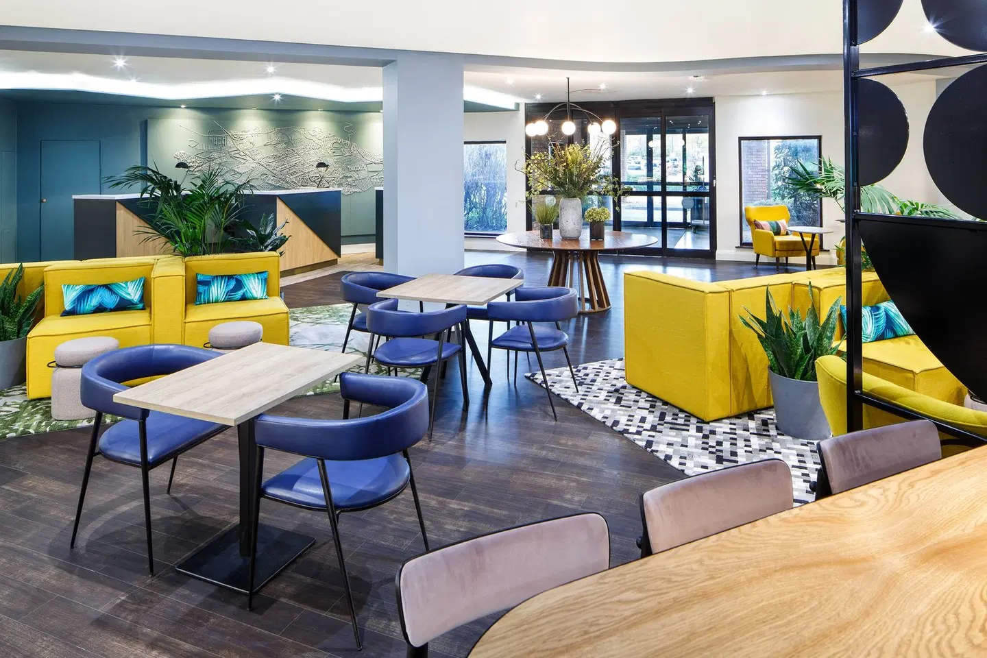 Delta Hotels by Marriott Milton Keynes LOUNGE_LOBBY