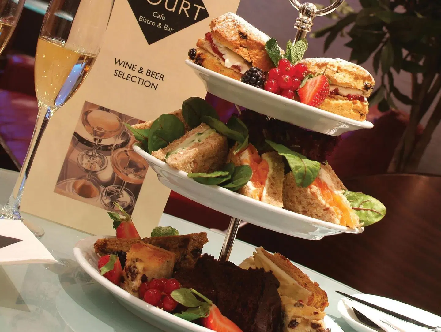 Dean Court Hotel Restaurant