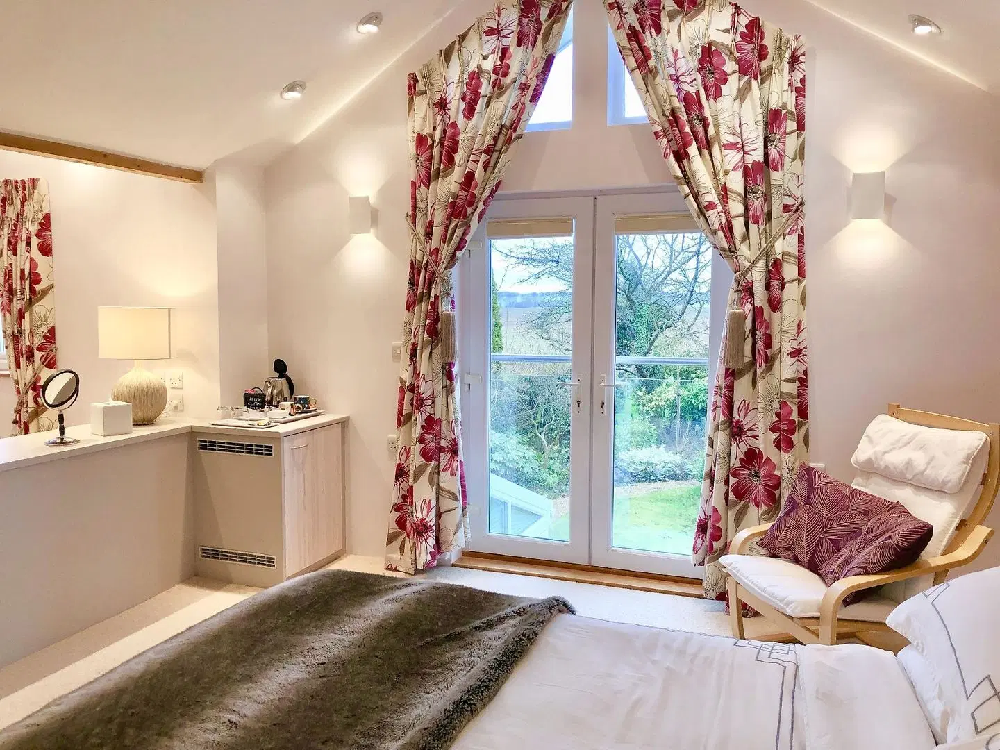 Laurels ROOM_EXAMPLE