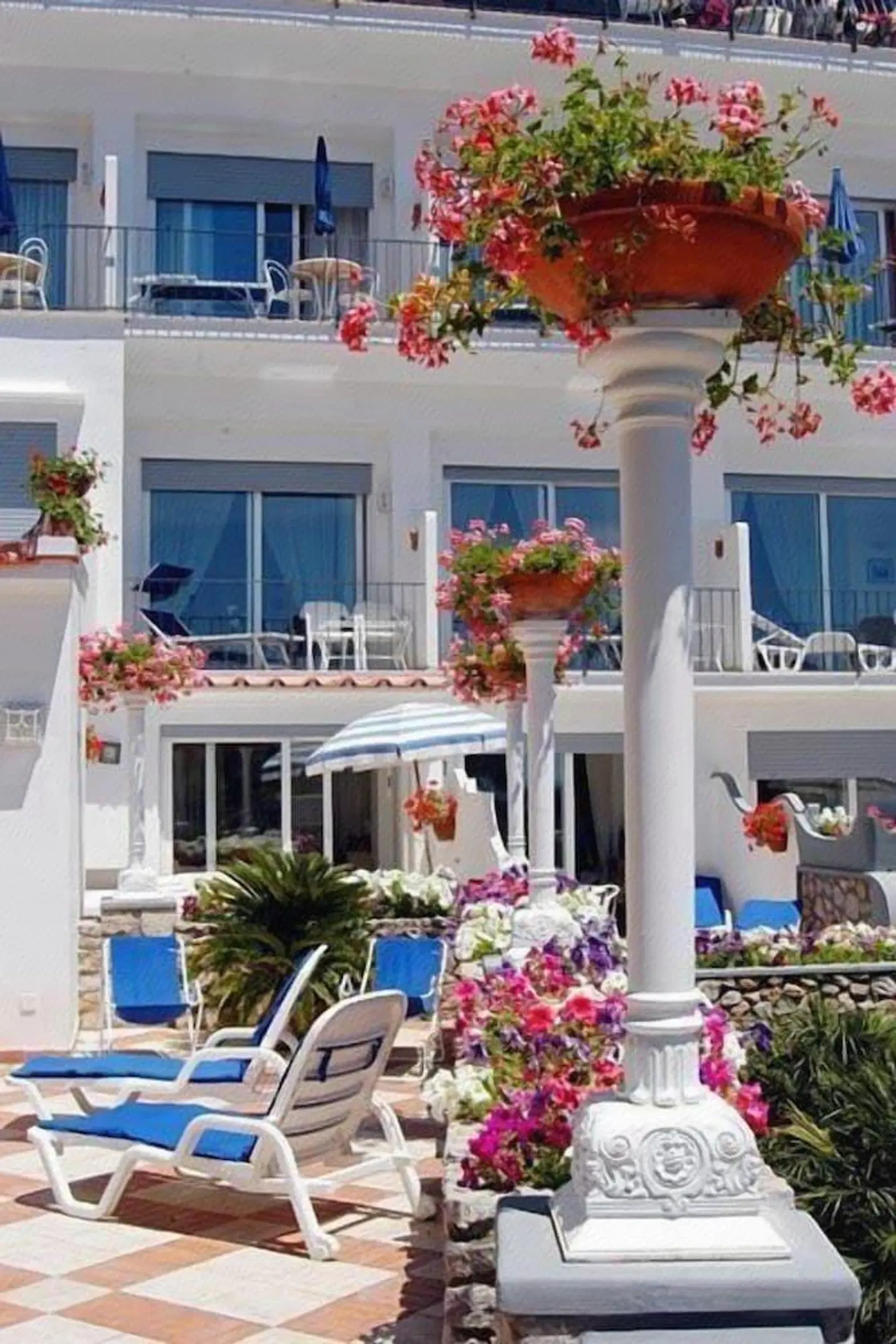 La Floridiana EXTERIOR