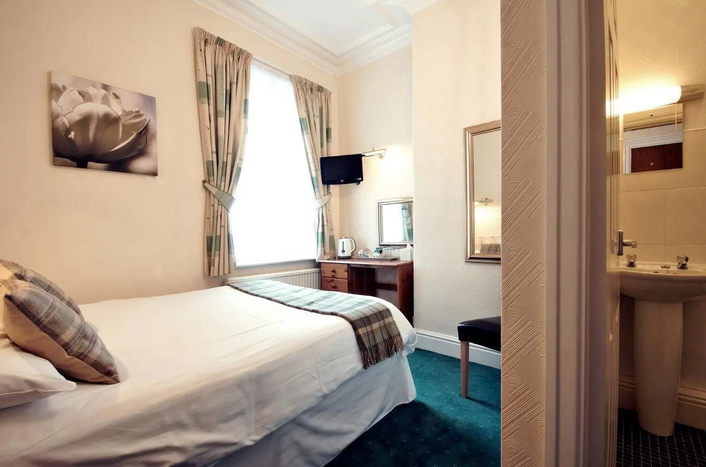 St Mary's Guest House ROOM_EXAMPLE