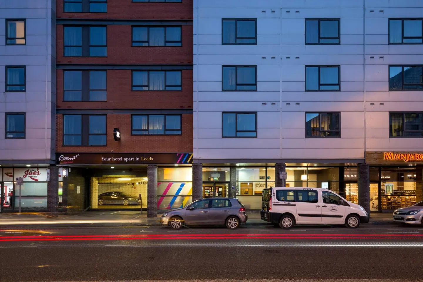 Roomzzz - Leeds City West EXTERIOR