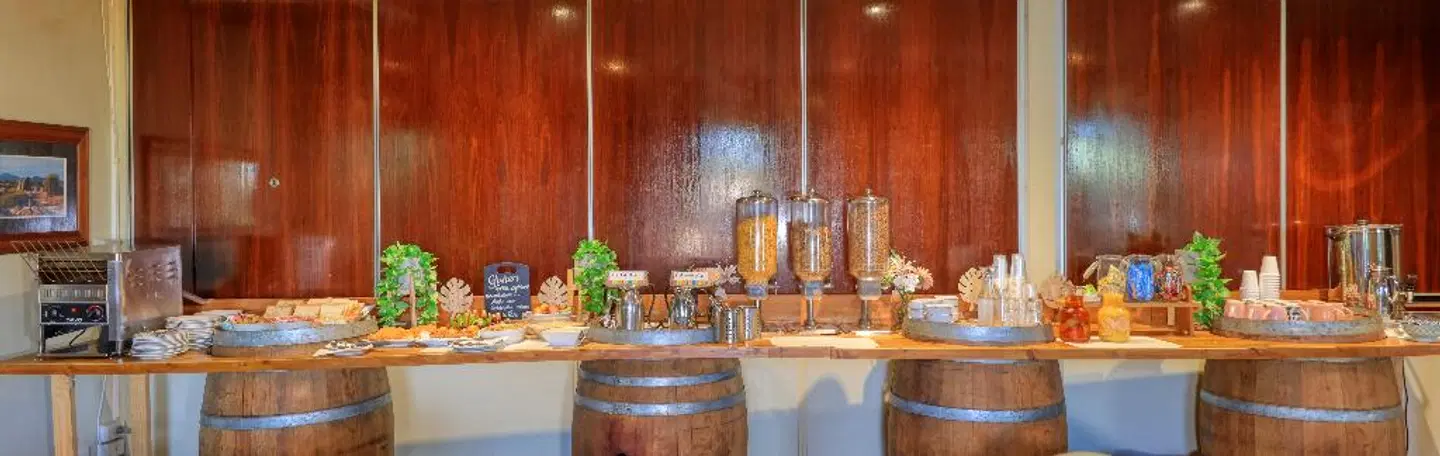 Swan Hill Resort Bar