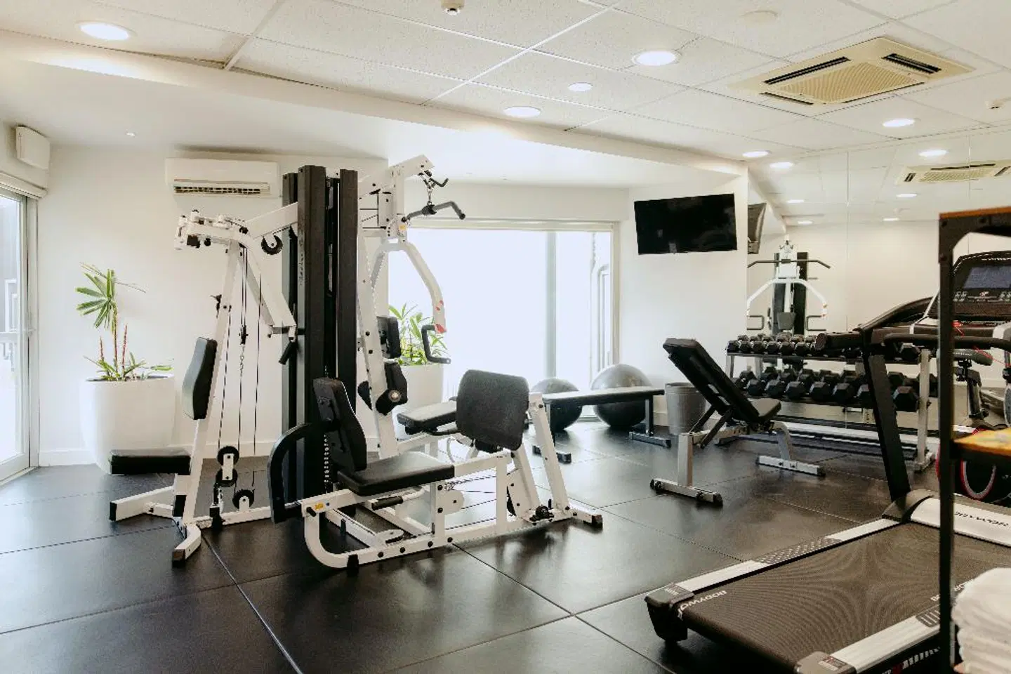 Punthill Essendon SPORTS_AND_LEISURE