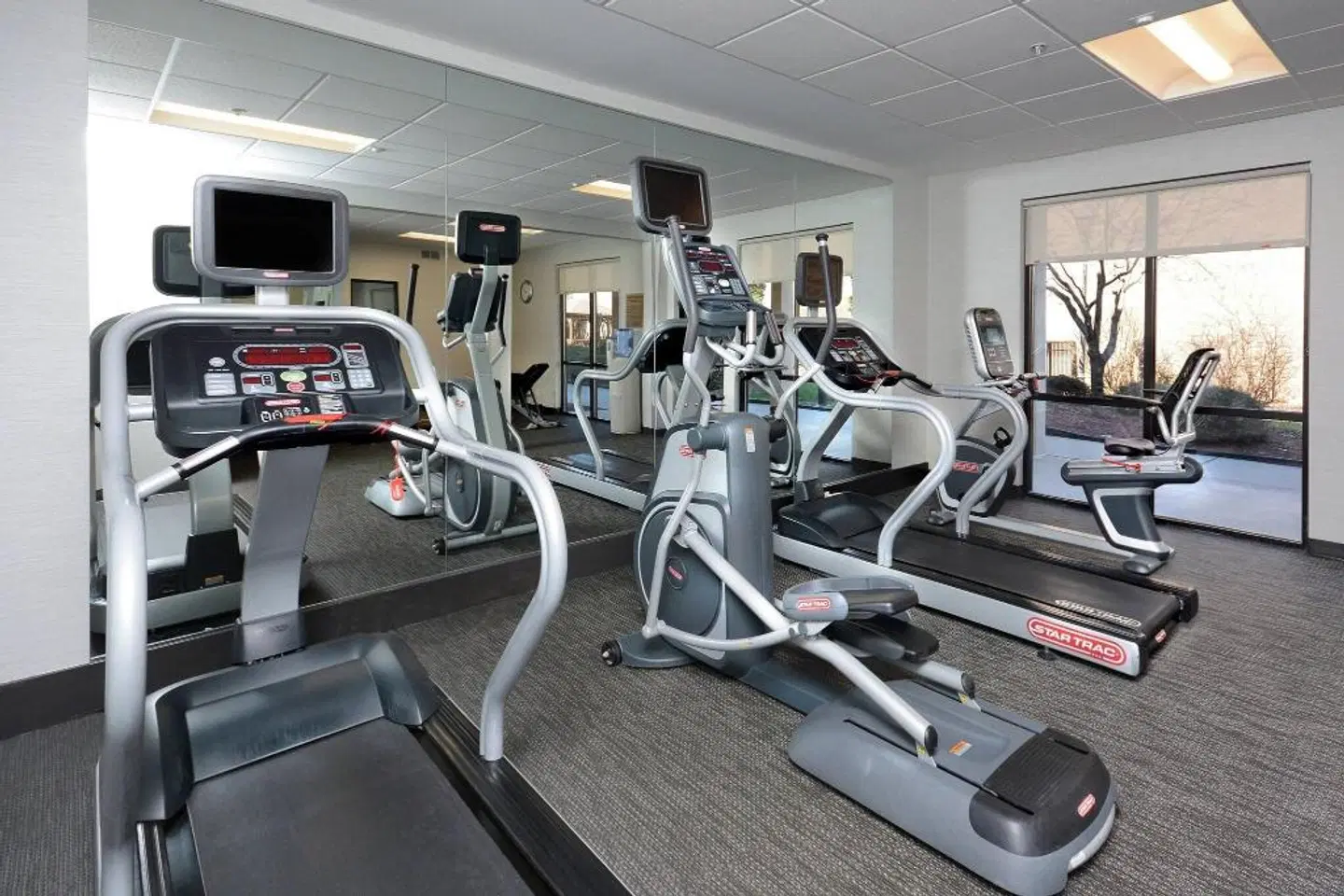 Courtyard by Marriott Danville SPORTS_AND_LEISURE