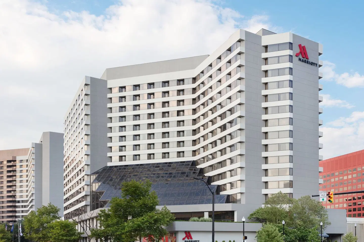 Crystal Gateway Marriott EXTERIOR