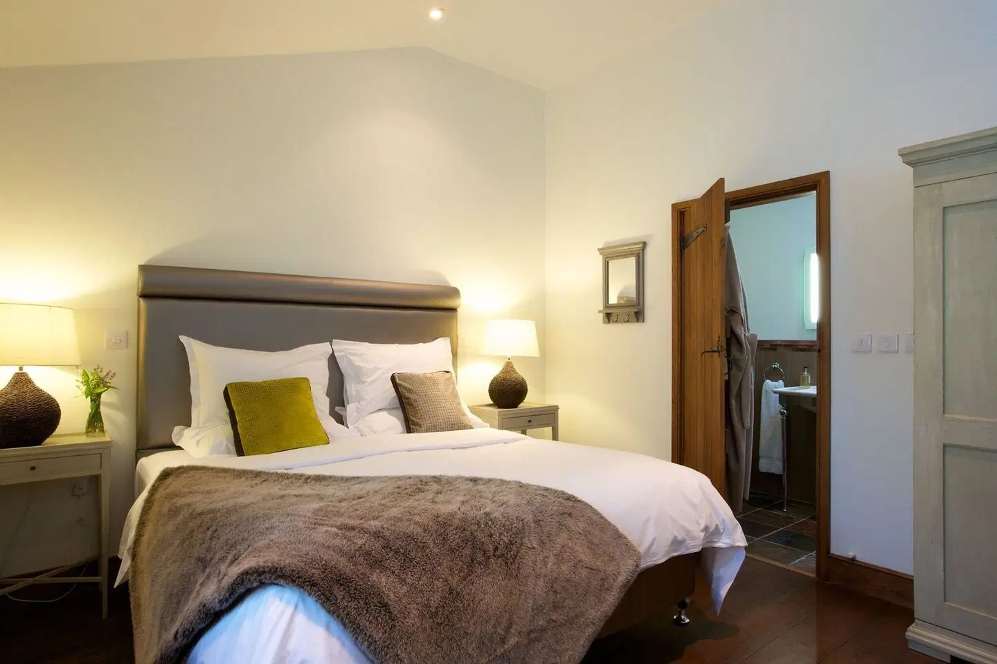 Eckington Manor ROOM_EXAMPLE