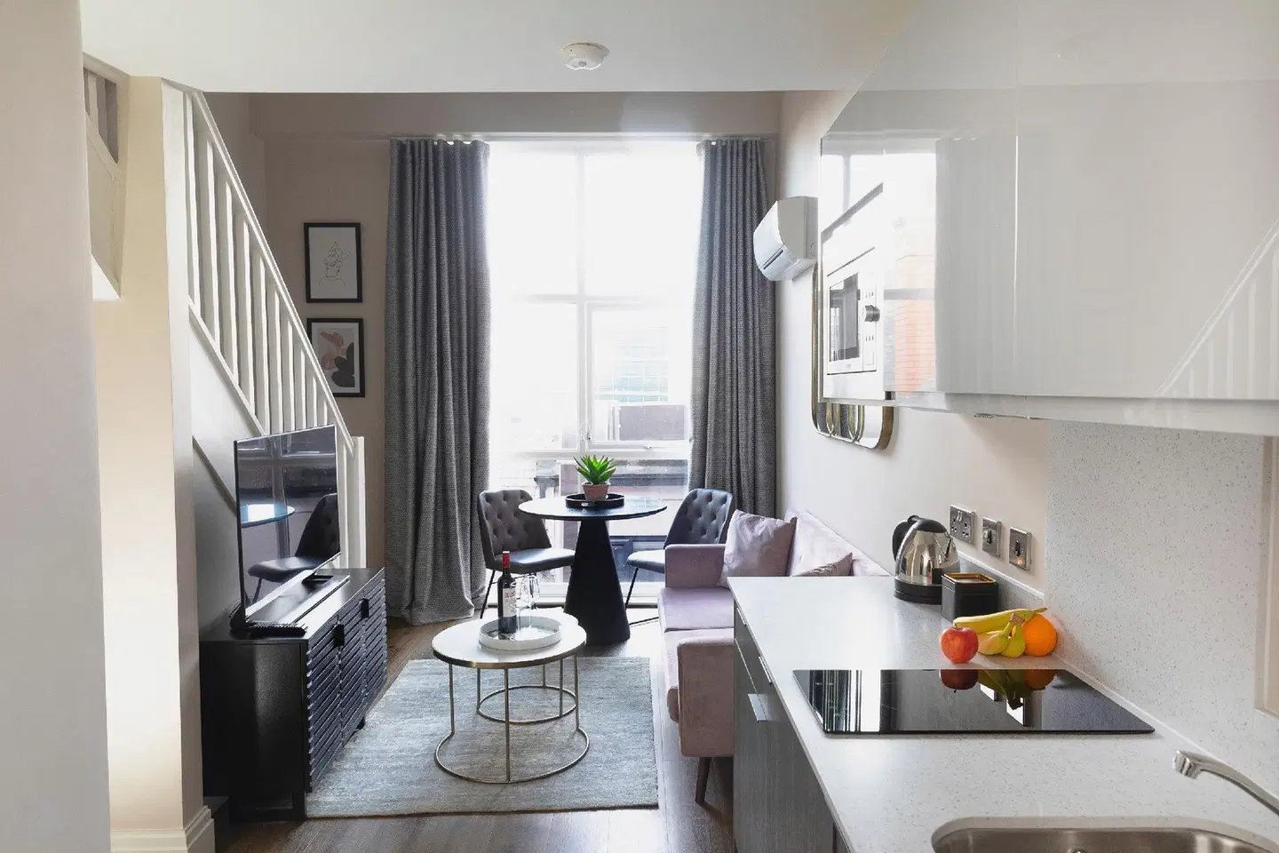 The Gresham Aparthotel ROOM_EXAMPLE
