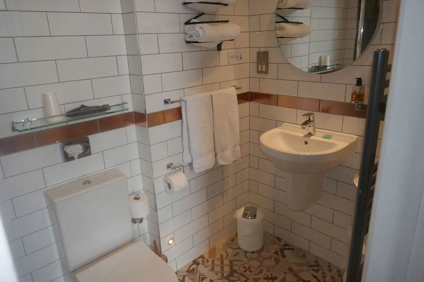 MonkBridge House Badezimmer