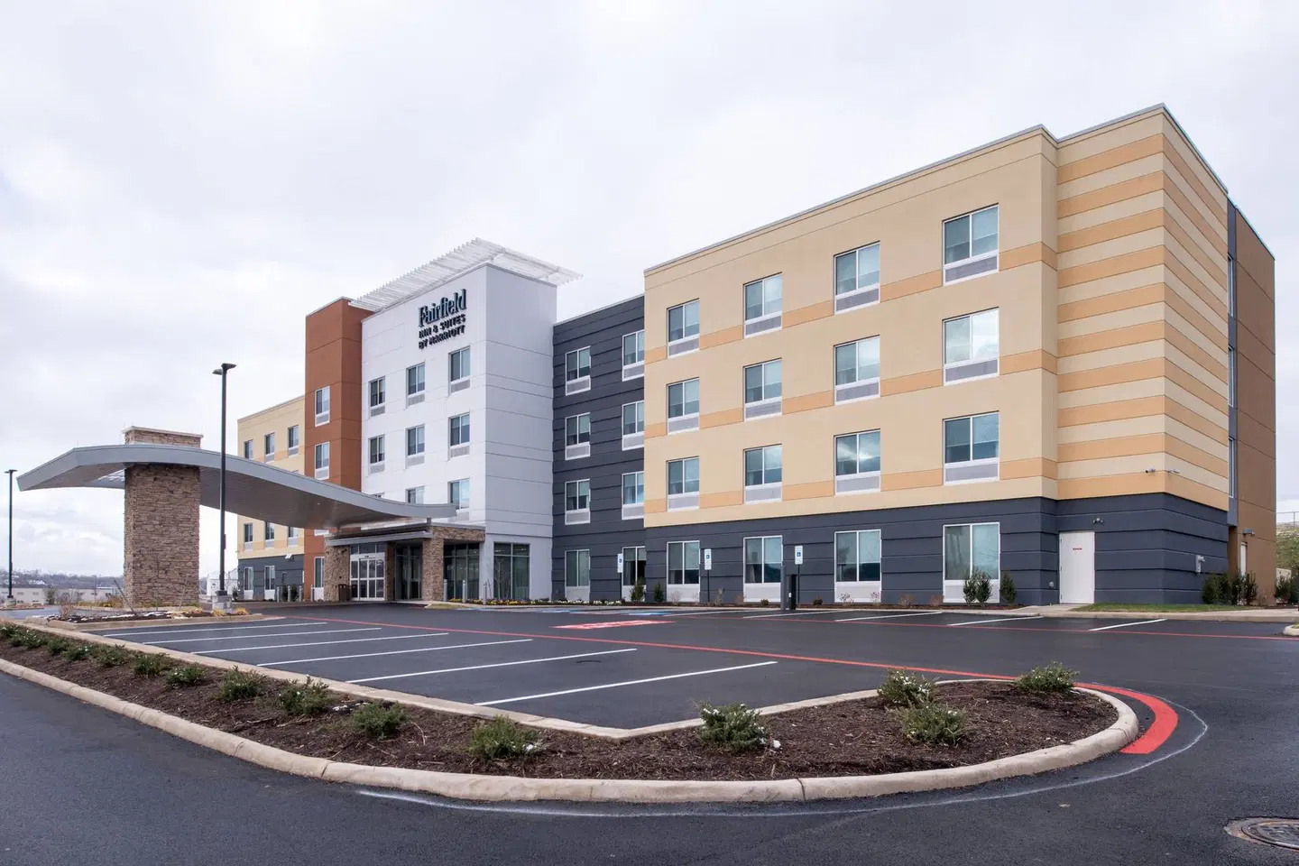 Fairfield by Marriott Inn & Suites Staunton EXTERIOR