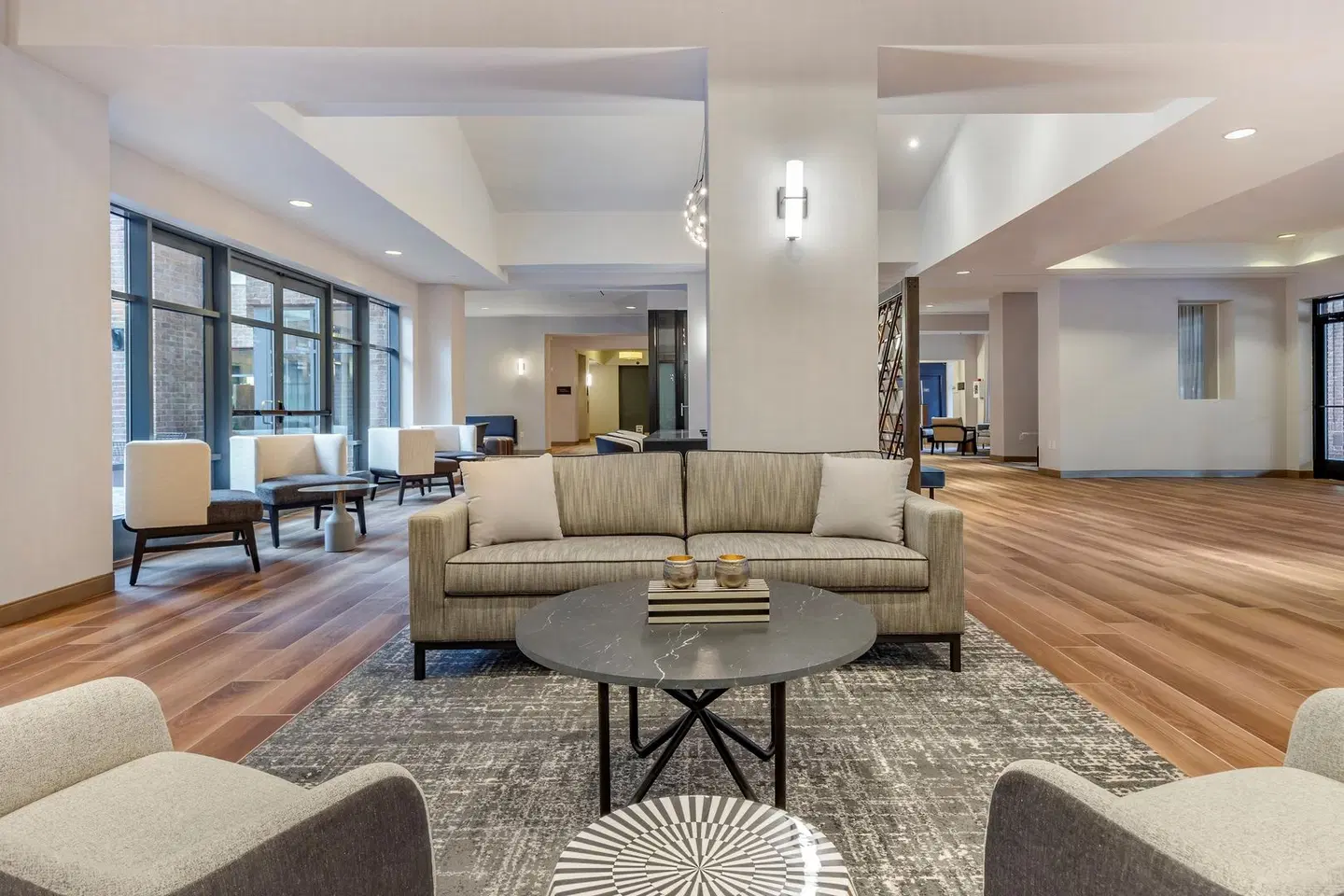 Sheraton Suites Old Town Alexandria LOUNGE_LOBBY