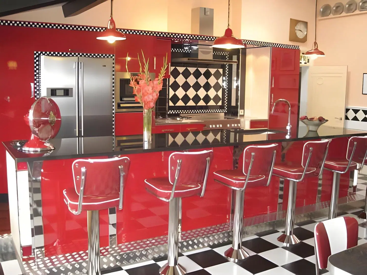The PitStop Bar