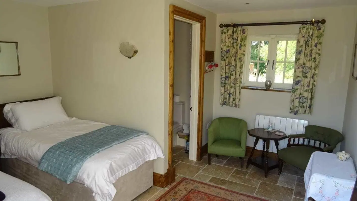The Rear of the Plough ROOM_EXAMPLE