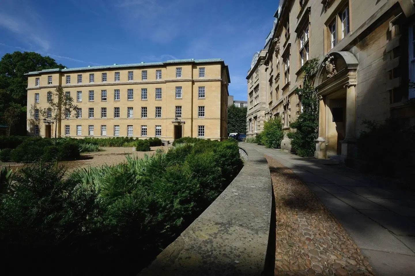 Christs College Cambridge EXTERIOR